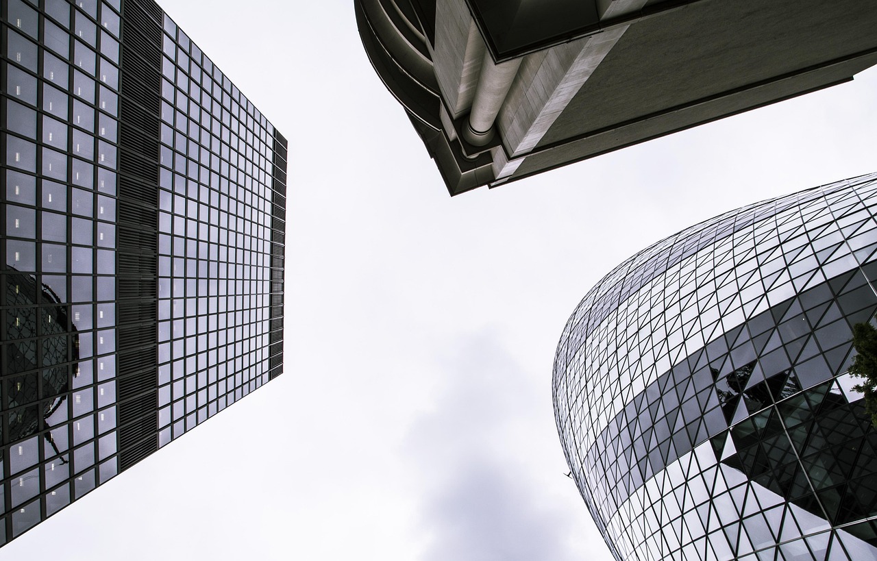 buildings-205986_1280 Miglioramento Sismico e Rinforzo Strutturale: Soluzioni su Misura